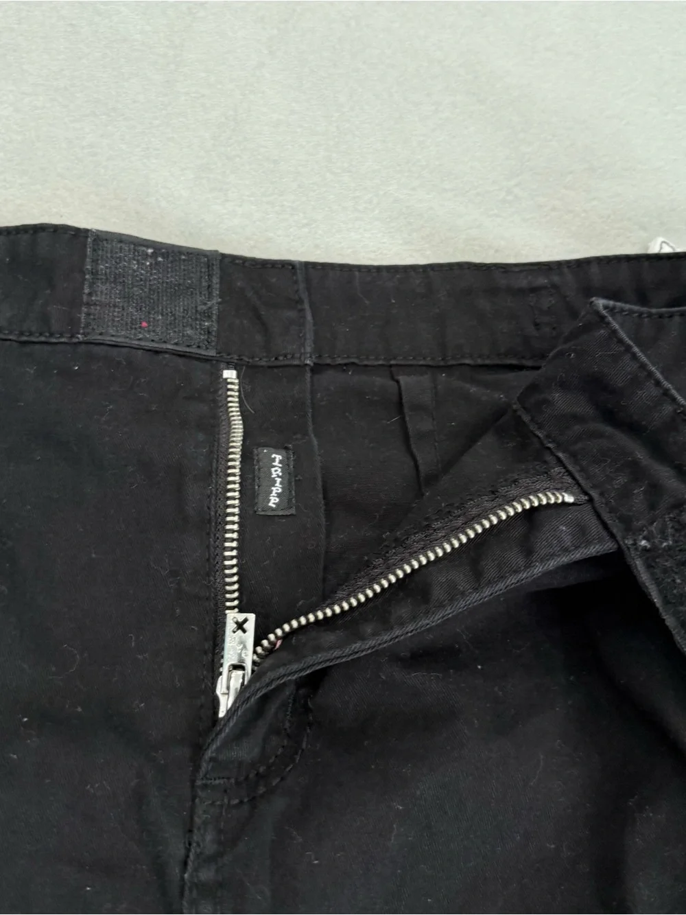 Tripp NYC Black Cargo Pocket Mini Skirt Sz XL Black with White Details Skull Zip